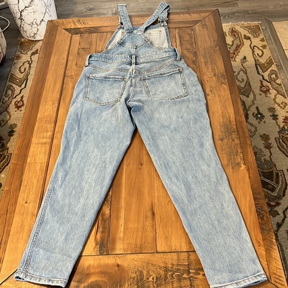 OLD Navy jean overalls, size 0, in good condition - Picture 2 of 9